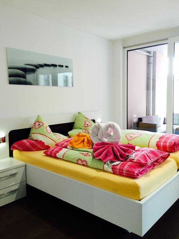 Rhein Melodie Riverview Luxury Apartment